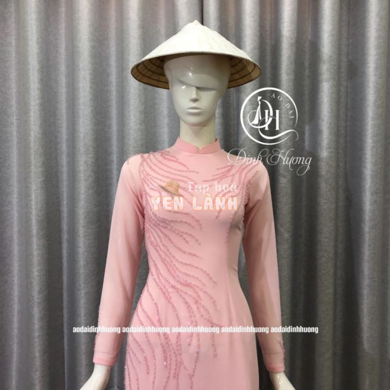 Áo dài thời trang Đinh Hương vải chiffon hồng phấn 4 tà kết đá đồng màu