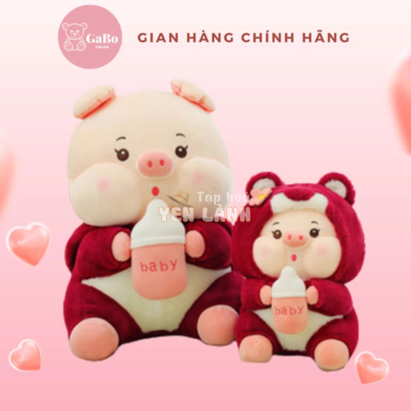 Gấu Bông Heo Cosplay Gấu Dâu Cầm Bình Sữa, Heo Sữa Mặc Áo Lotso GABO TEDDY BEAR