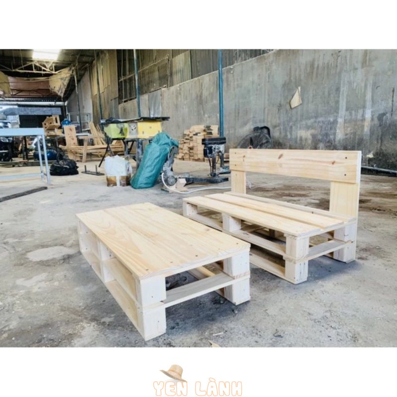 Ghế sofa pallet, Bộ Bàn Ghế Pallet Gỗ Thông – PalletBoy94