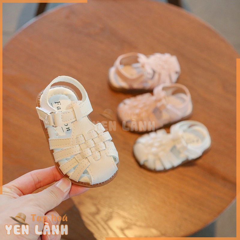 Sandal tập đi cho bé gái – Dép quai hậu bít mũi có quai đan tết điệu đà cho bé (sz15-sz19) mã 7801