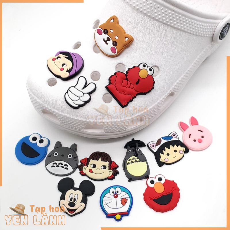 Jibbitz Chủ đề Doraemon dễ thương crocs DIY  Shoe Charms pvc accessories  Phụ kiện dép Với 1000 Mẫu Lựa Chọn Thích hợp làm quà tặng giày trẻ em Chuột Mickey hoạt hình