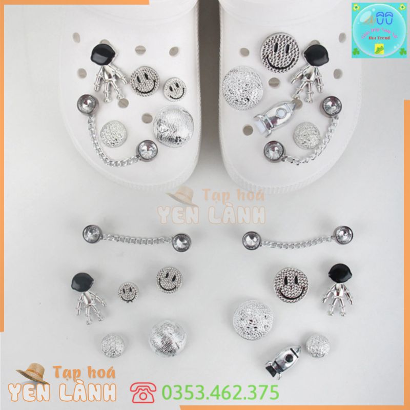 Bộ Sticker Phi Hành Gia Vũ Trụ Phụ Kiện Trang Trí Dép Crocs Jibbitz Charm 3D Gắn Sục Cross Mẫu Mới Siêu Xinh Sẵn Nút Gắn