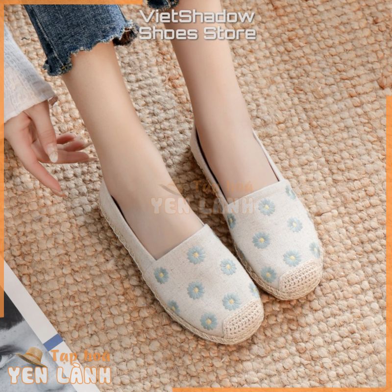 Slip on cói nữ – Giày lười vải thêu bông cúc – Chất liệu vải bố 3 màu (xanh), (xám) và (khaki) – Mã SP X-18