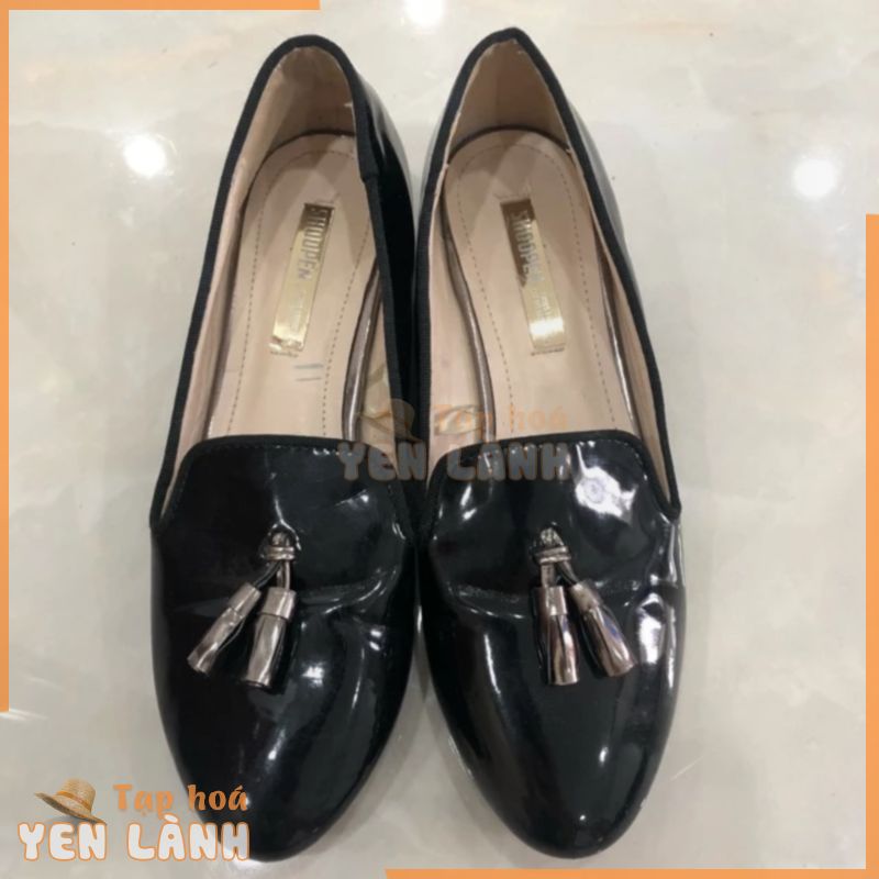 Thanh lý giày hiệu shoopen size 38 . Giày mang cực êm chân nha. Giày còn rất mới như trong hình nha các bạn………….