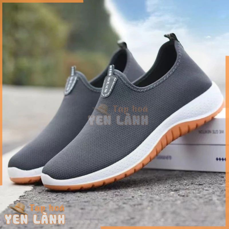 Mùa Hè Phong Cách Mới Nam Giày Thể Thao Slip-On Giày Đi Bộ Chân Thoải Mái Nhẹ Giày Thường Ngày Nam Trung Niên Người Cao Tuổi Bố Giày Hơi Thở