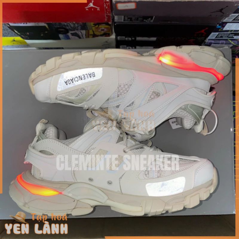 Giày balenciaga track 3 led