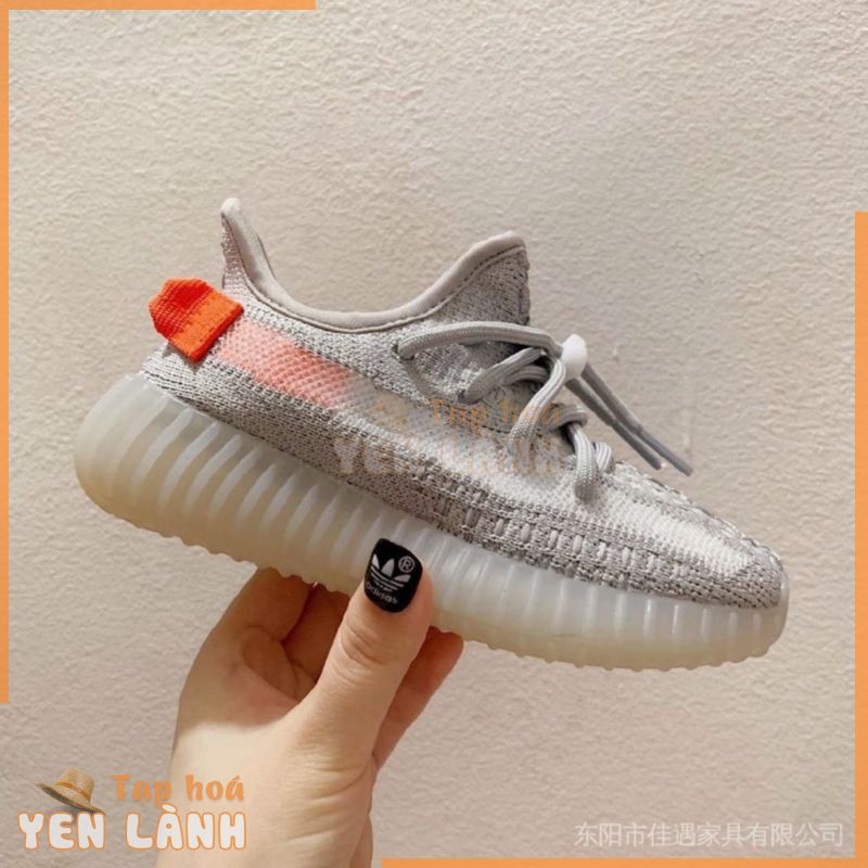 Giày thể thao trẻ em Yeezy Boost 350 V2 2021