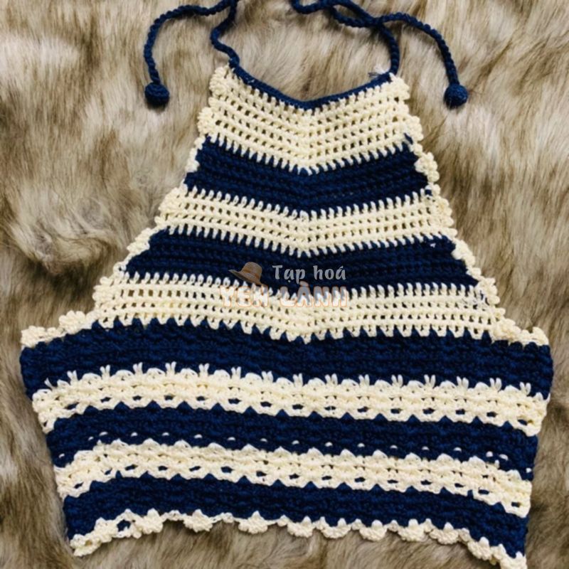 Áo croptop len móc crochet