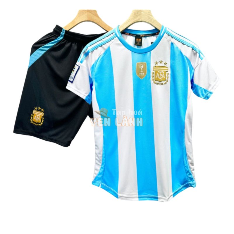 Quần Áo Bóng Đá, Đồ Đá Banh Đội Tuyển Messi Argentina Trắng Xanh 2024 8kg – 88kg – Thun Lạnh Cao Cấp, Không Nhăn