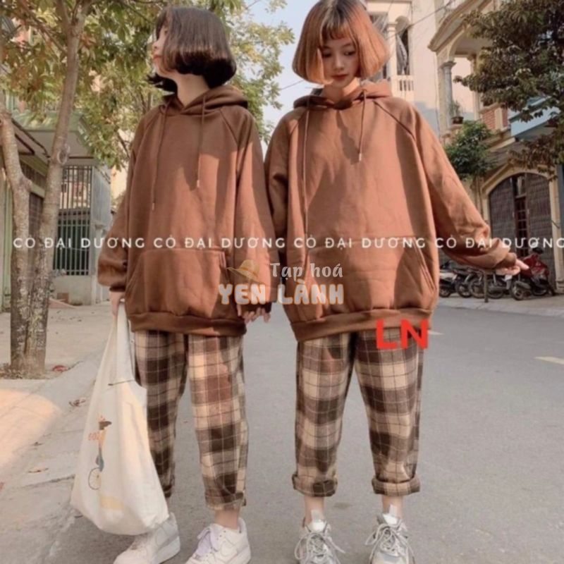 Set áo hoodie nỉ mũ túi bụng trơn + quần ống suông rộng kẻ