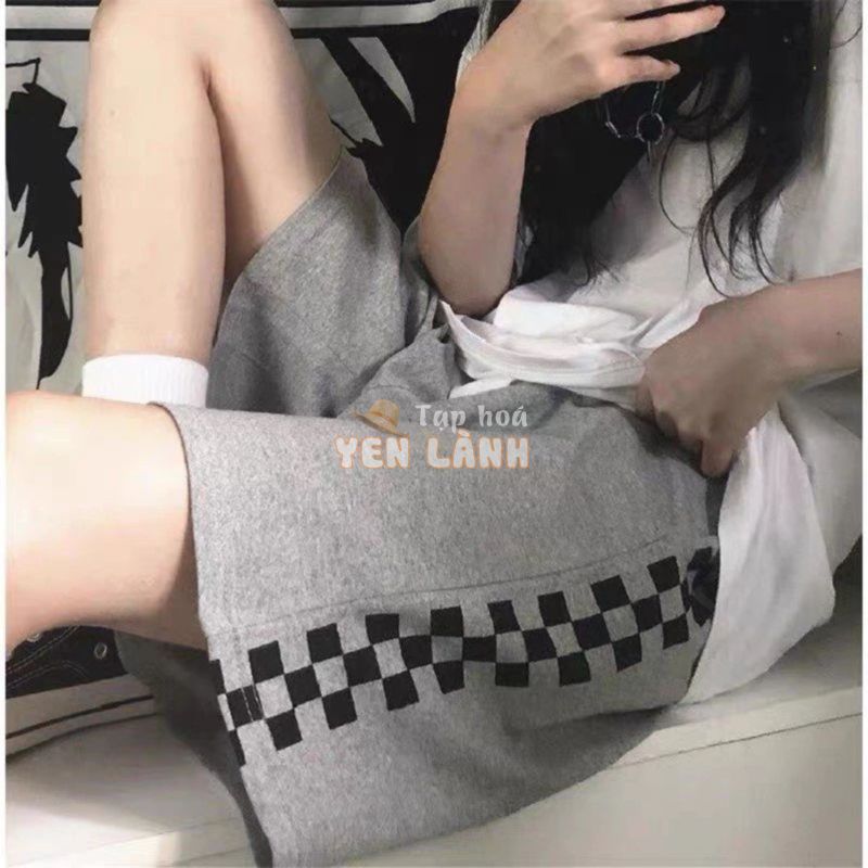 Quần đùi sọc caro nam nữ unisex, quần shorts ống rộng ulzzang cạp chun lưng cao basic đen xám nhà Zenone_store