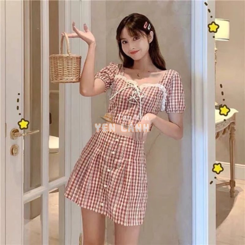 Set áo croptop caro và chân váy chữ A