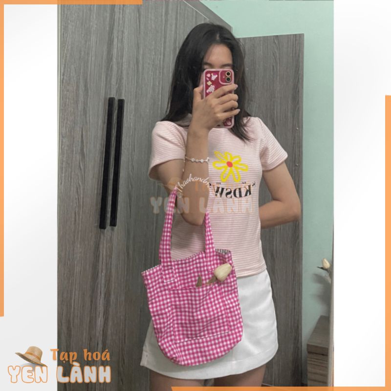 (Gingham tote bag) Túi tote caro nhỏ màu hồng tặng kèm 1 hoa len treo túi, đi chơi, đi du lịch, nổi bật, summer