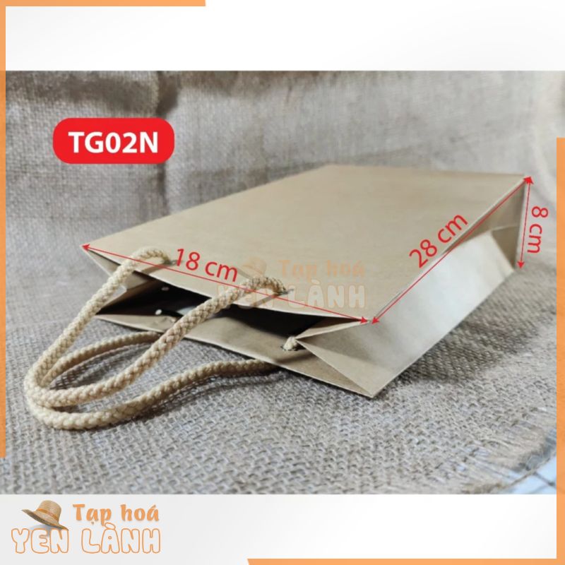 Combo 10 túi giấy kích thước 28 x 18 x 8cm – giấy Kraft nâu và giấy Ivory trắng