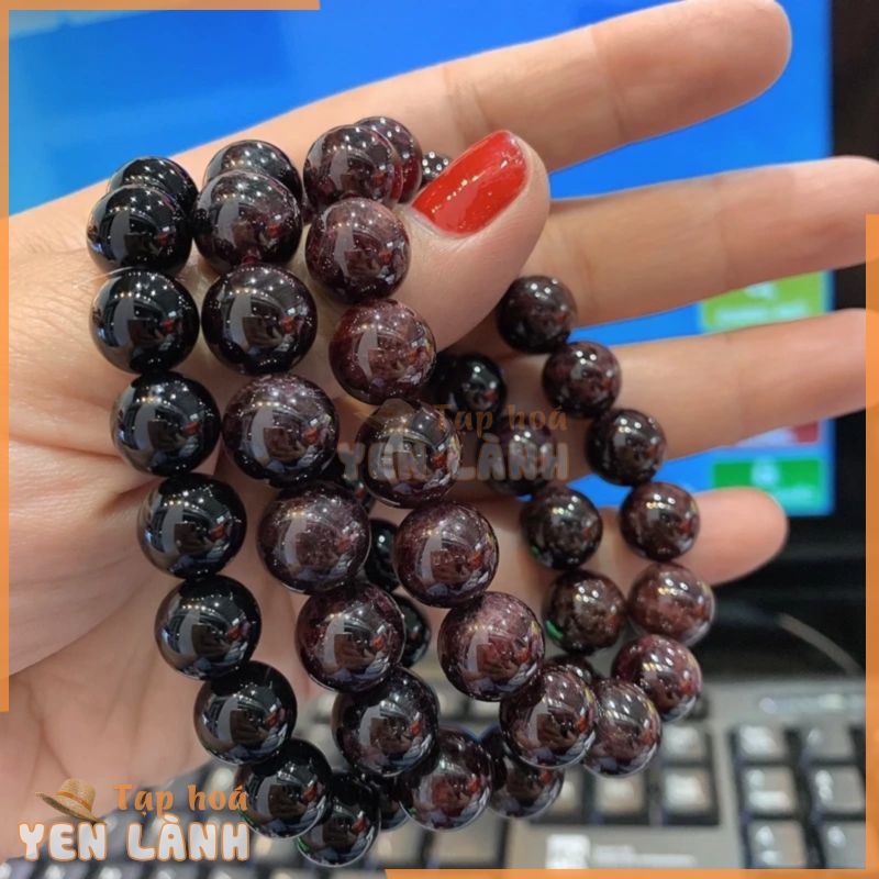 Vòng đeo tay đá Garnet màu đỏ lựu mang lại may mắn