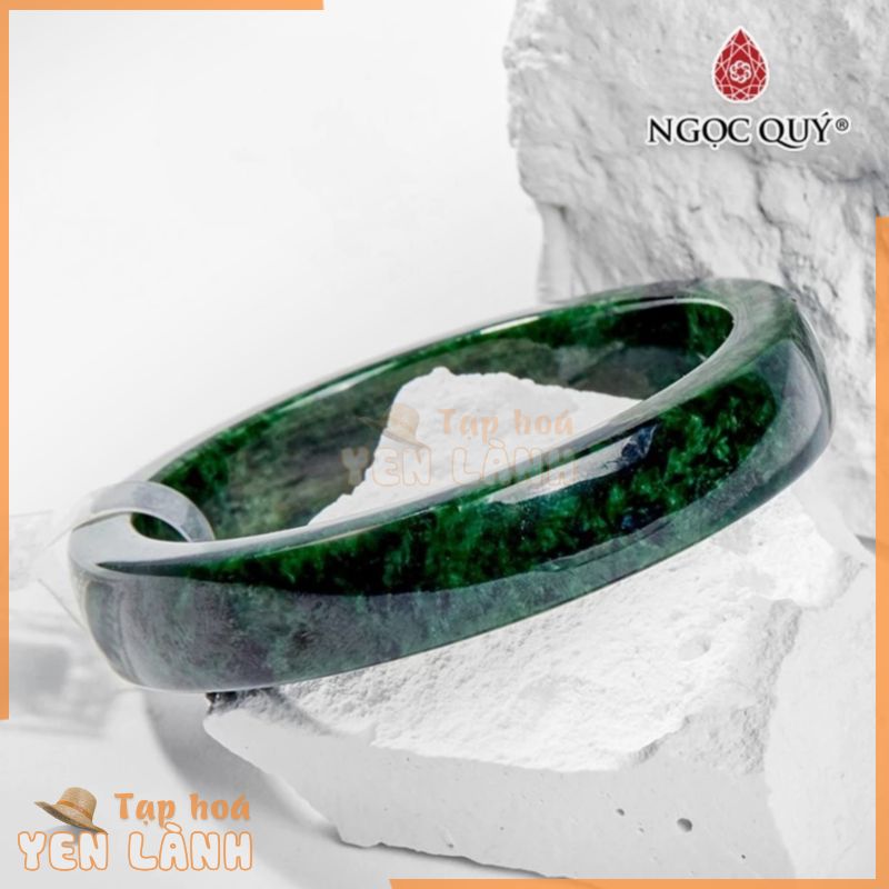 Vòng tay liền khối bản vuông Jadeite sơn thủy – Ngọc Quý